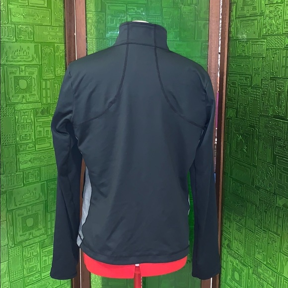 Running/jogging zip up jacket - Picture 6 of 6
